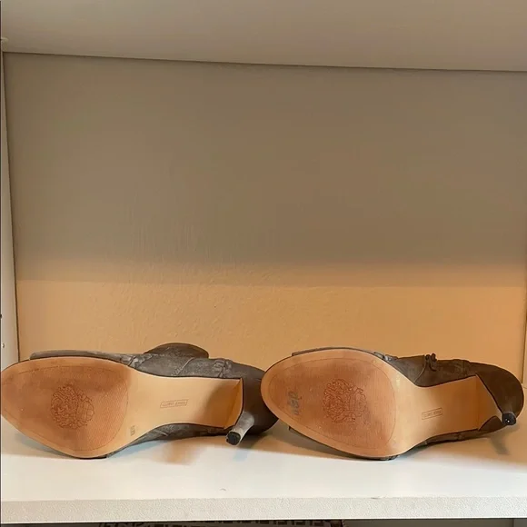 Women's Peep-Toe Ankle Boots - Gray - Picture 5 of 6